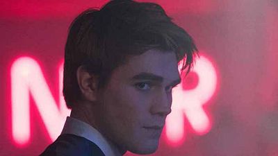 bild aus der news Neuer Trailer zu 3. Staffel "Riverdale": Archie und die Southside Serpents