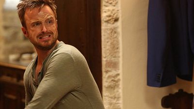 bild aus der news "Welcome Home": Im Trailer zum Psycho-Thriller ist Aaron Paul verdammt eifersüchtig auf einen sexy Italiener