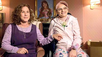 bild aus der news Verstörender Trailer zu "The Act": True-Crime-Serie mit Netflix-Star Joey King über eine Horror-Mutter