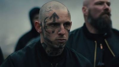 Neonazi-Drama "Skin": Im deutschen Trailer braucht Jamie Bell dringend eine neue Haut