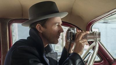 Deutscher Trailer zu "Motherless Brooklyn" von und mit Edward Norton: Endlich mal wieder ein guter Bruce-Willis-Film?