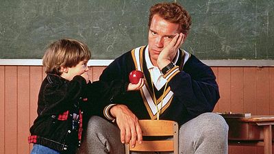 bild aus der news Für Marvels Stan Lee wird Arnold Schwarzenegger nochmal zum Kindergärtner: Erster Trailer zu "Superhero Kindergarten"