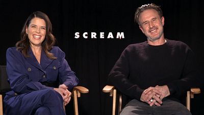 bild aus der news Die "Scream"-Profis Neve Campbell und David Arquette im Interview: Habt ihr je richtig geraten, wer der Killer ist?