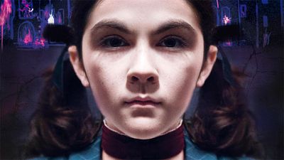 bild aus der news Eine Mittzwanzigerin (!) als Killer-Kind: Im deutschen Trailer zum Horror-Schocker "Orphan: First Kill" mordet Esther wieder