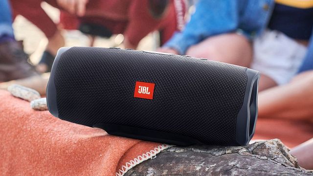 bild aus der news JBL Charge 4 zum Bestpreis: Wenn ihr einen Bluetooth-Lautsprecher für den Urlaub sucht, ist jetzt DIE Gelegenheit