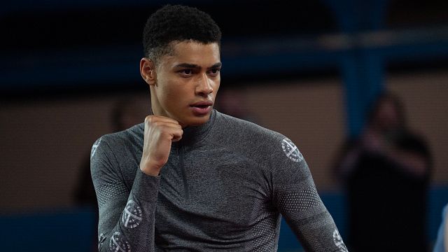 bild aus der news War dieser Sci-Fi-Actioner Netflix zu heftig? Ein Holy Fight Club im Trailer zu "Absolute Dominion"