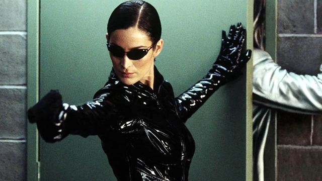 "Ich muss kellnern, während dieser große Film herauskommt": So wenig verdiente Carrie-Anne Moss am Erfolg von "Matrix"