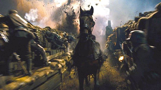 bild aus der news Heute Abend streamen: Diesen bildgewaltigen Kriegsfilm von Steven Spielberg müsst ihr gesehen haben – intensiv, berührend & völlig unterschätzt!