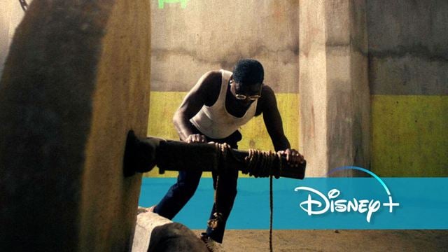 Neu auf Disney+: In diesem Sci-Fi-Mystery-Thriller muss ein Mann ein Mühlrad bewegen – oder er wird getötet