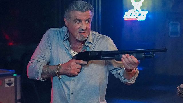 bild aus der news Vom "Yellowstone"-Macher: Sylvester Stallone räumt als Gangster in der 2. Staffel einer Hit-Serie jetzt auch im Heimkino auf – mit FSK 18