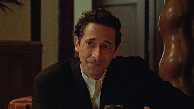 bild aus der news "Der Brutalist"-Star Adrien Brody enthüllt: Fast wäre er Teil von Christopher Nolans "The Dark Knight"-Trilogie geworden