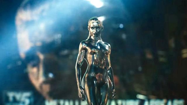 bild aus der news "Ist der Silver Surfer nicht ein Mann?" So bekam "Fantastic Four"-Star Julia Garner die Rolle in "First Steps"