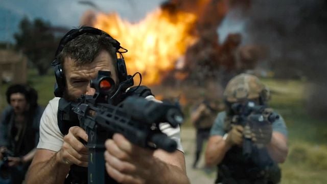 bild aus der news "Einfach nur Mist in jeder Hinsicht": Zack Snyders neuer Film wird vom Publikum in der Luft zerrissen