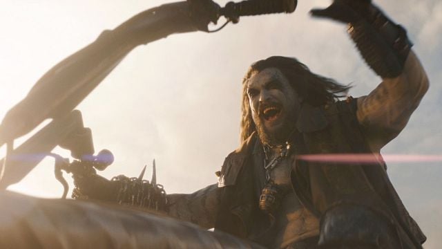 bild aus der news "Ich habe dickere Ketten an einem Geldbeutel": So hat Jason Momoa das Lobo-Kostüm in "Supergirl" maßgeblich verändert