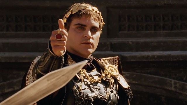 "Gladiator"-Reunion nach mehr als 20 (!) Jahren: Das erste Bild von Joaquin Phoenix in Ridley Scotts "Napoleon"-Epos