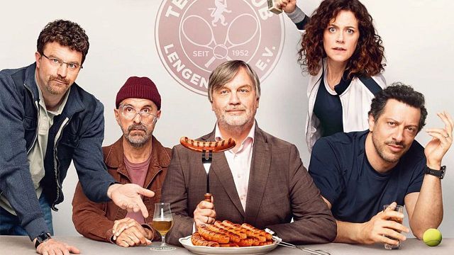 bild aus der news "Jetzt sagt mal alle, wie ihr heißt": Erst nach dem 10. Drehtag hat der "Extrawurst"-Cast erstmals privat miteinander gesprochen