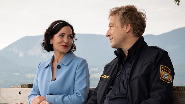bild aus der news Marisa Burger verlässt nach 24 Jahren "Die Rosenheim-Cops": So verabschiedet sich ihre Kultrolle aus der Serie