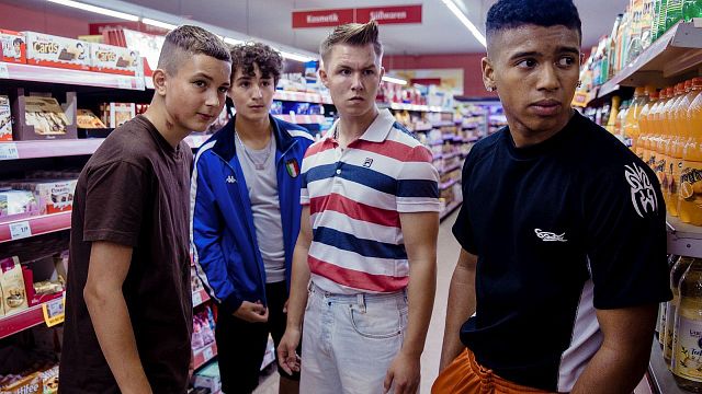 bild aus der news Wir sprechen mit dem "Sonne und Beton"-Regisseur David Wnendt über Sequel-Pläne, "Problem-Rentner" in Gropiusstadt & die Arbeit mit Felix Lobrecht