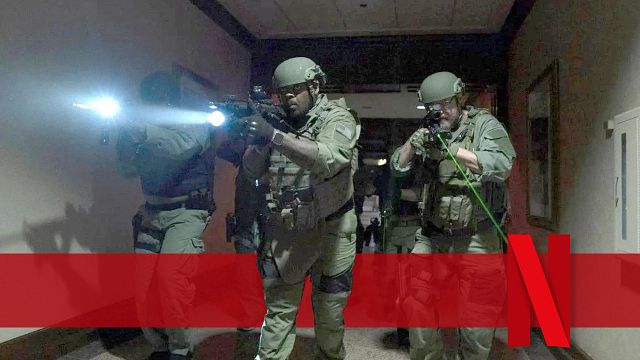 bild aus der news Neu auf Netflix: In diesem Action-Thriller plant John Travolta den ganz großen Coup
