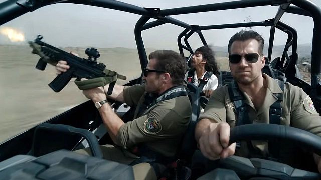 bild aus der news Nach 3 (!) Jahren Wartezeit: Action-Thriller mit Henry Cavill und vielen weiteren Stars kommt in 2 Tagen endlich ins Kino – hier ist der Trailer