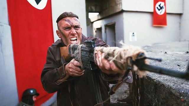 Überdrehte Weltkriegs-Action auf den Spuren von Tarantinos "Inglourious Basterds": Trailer zu "Dick Dynamite: 1944"