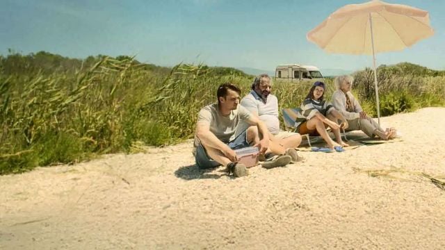 bild aus der news Einer DER Teenie-Stars der Stunde ist dabei: Hauptdarsteller-Trio für neue Urlaubskomödie gefunden