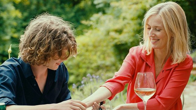 bild aus der news TV-Premiere: In diesem Remake eines grandiosen Geheimtipps wird eine 50-jährige Frau von ihrem Stiefsohn verführt