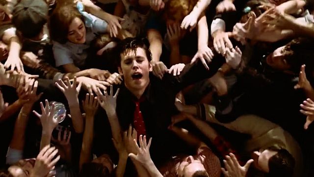 bild aus der news TV-Premiere: Einer der berauschendsten, stylischsten Film-Trips des Jahres 2022