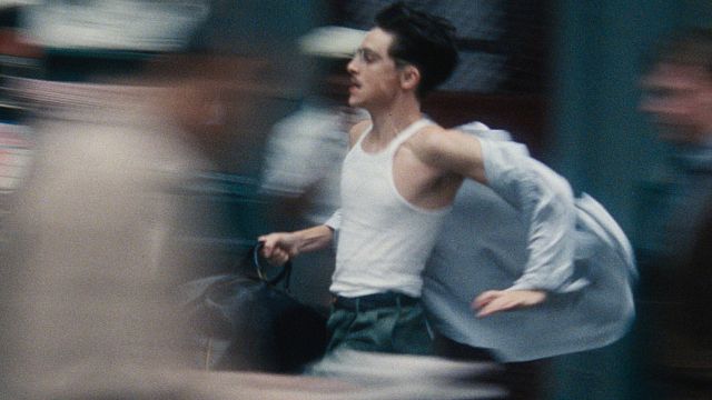 bild aus der news Timothée Chalamet spielt sich die Seele aus dem Leib: Neuer Trailer zum ganz heißen Oscar-Tipp "Marty Supreme"