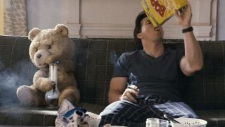 bild aus der news Bier, Gras und blanke Brüste im neuen Videoclip zu "Ted" mit Mark Wahlberg