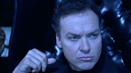 "Robocop" kämpft im Remake gegen Michael Keaton statt "Dr. House" Hugh Laurie