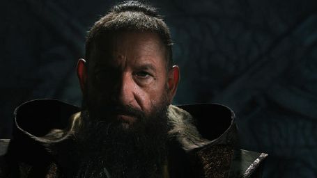 bild aus der news Mysteriöses "Captain America"-Tattoo auf dem Nacken des Mandarin in "Iron Man 3"