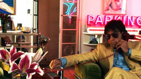 bild aus der news "A Glimpse Inside The Mind of Charles Swan III": Neues Bild von Playboy Charlie Sheen
