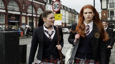 bild aus der news "Rubinrot": Rasanter Trailer zur Verfilmung des Jugendbuch-Bestsellers + neue Bilder