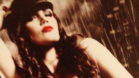 bild aus der news "Sin City 2: A Dame to Kill For": Erstes heißes Bild von Playmate Crystal McCahill 