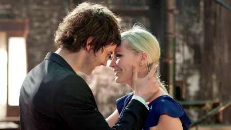 bild aus der news "Upside Down": Die Welt steht Kopf im neuen Trailer zur Sci-Fi-Romanze mit Kirsten Dunst und Jim Sturgess 