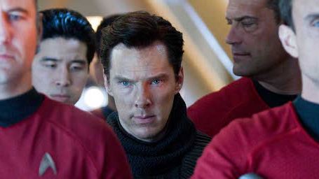 Benedict Cumberbatch sinnt auf Rache im IMAX-Trailer zu "Star Trek Into Darkness"