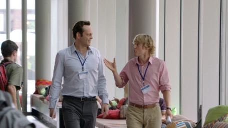 Owen Wilson und Vince Vaughn als Chaos-Praktikanten: Neuer Trailer zur Komödie "Prakti.com"