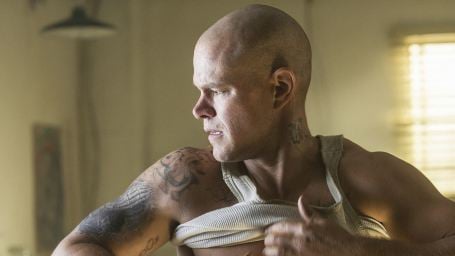 "Elysium": Bewaffneter Matt Damon kämpft im neuen Trailer gegen soziale Ungerechtigkeit