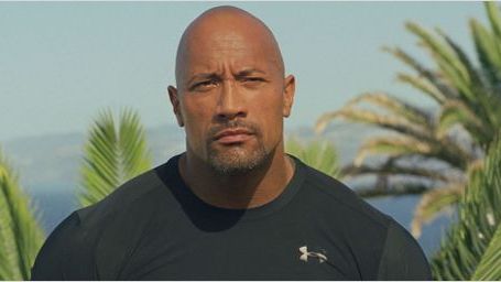 bild aus der news Weiteres Twitter-Bild: Dwayne Johnson zeigt den Helm von "Hercules"