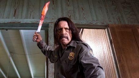 bild aus der news Lady GaGa tarnt sich als Cuba Gooding Jr. im ersten langen Trailer zu "Machete Kills" mit Danny Trejo