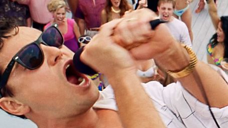 bild aus der news Partyhengst und Geschäftsmann: Leonardo DiCaprio auf zwei neuen Postern zu "The Wolf Of Wall Street"