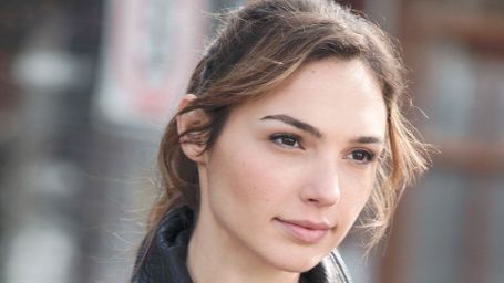 bild aus der news Bestätigt: Wonder-Woman-Darstellerin Gal Gadot in zwei weiteren Filmen nach "Batman vs. Superman"