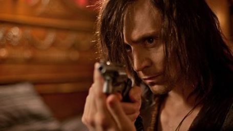 bild aus der news Tom Hiddleston übernimmt Hauptrolle in Thriller-Adaption "High-Rise" von "Kill List"-Regisseur Ben Wheatley