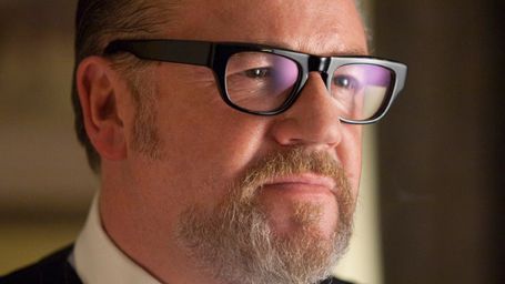 bild aus der news "Noah"-Bösewicht Ray Winstone an der Seite von Gerard Butler im Remake von "Gefährliche Brandung"