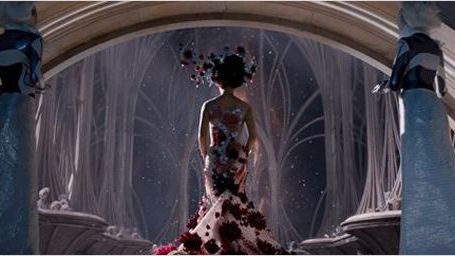 bild aus der news Mila Kunis und Channing Tatum bringen den Straßenverkehr durcheinander: Neues Bild zum Sci-Fi-Actioner "Jupiter Ascending"