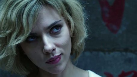 bild aus der news "Lucy": Scarlett Johansson zeigt ihre Superkräfte im neuen deutschen Trailer zu Luc Bessons Sci-Fi-Thriller
