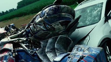 Lustiger Oreo-Werbespot zu "Transformers 4: Ära des Untergangs": Optimus Prime bekommt einen Keks geschenkt