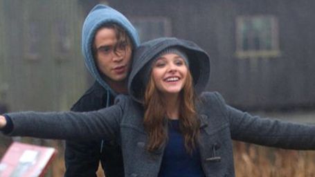 bild aus der news Erster deutscher Trailer zum Drama "Wenn ich bleibe": Chloe Grace Moretz schaut als Geist auf ihr Leben