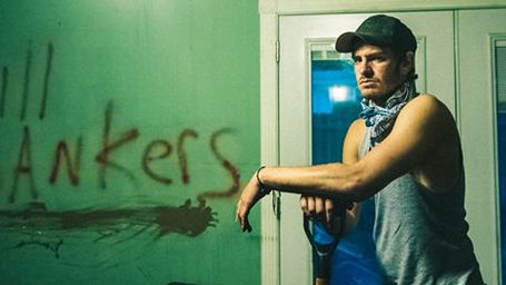 bild aus der news "The Amazing Spider-Man"-Star Andrew Garfield gerät auf den neuen Bildern zum Drama "99 Homes" in die Schusslinie